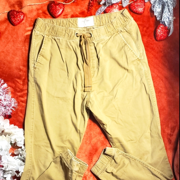 Hollister Joggers - Picture 1 of 6